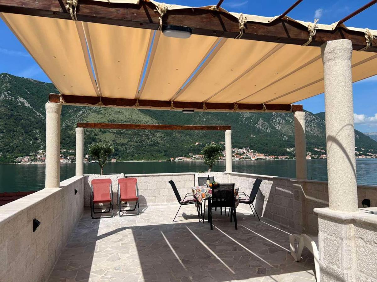 Sea Front 171 Leilighet Kotor Eksteriør bilde