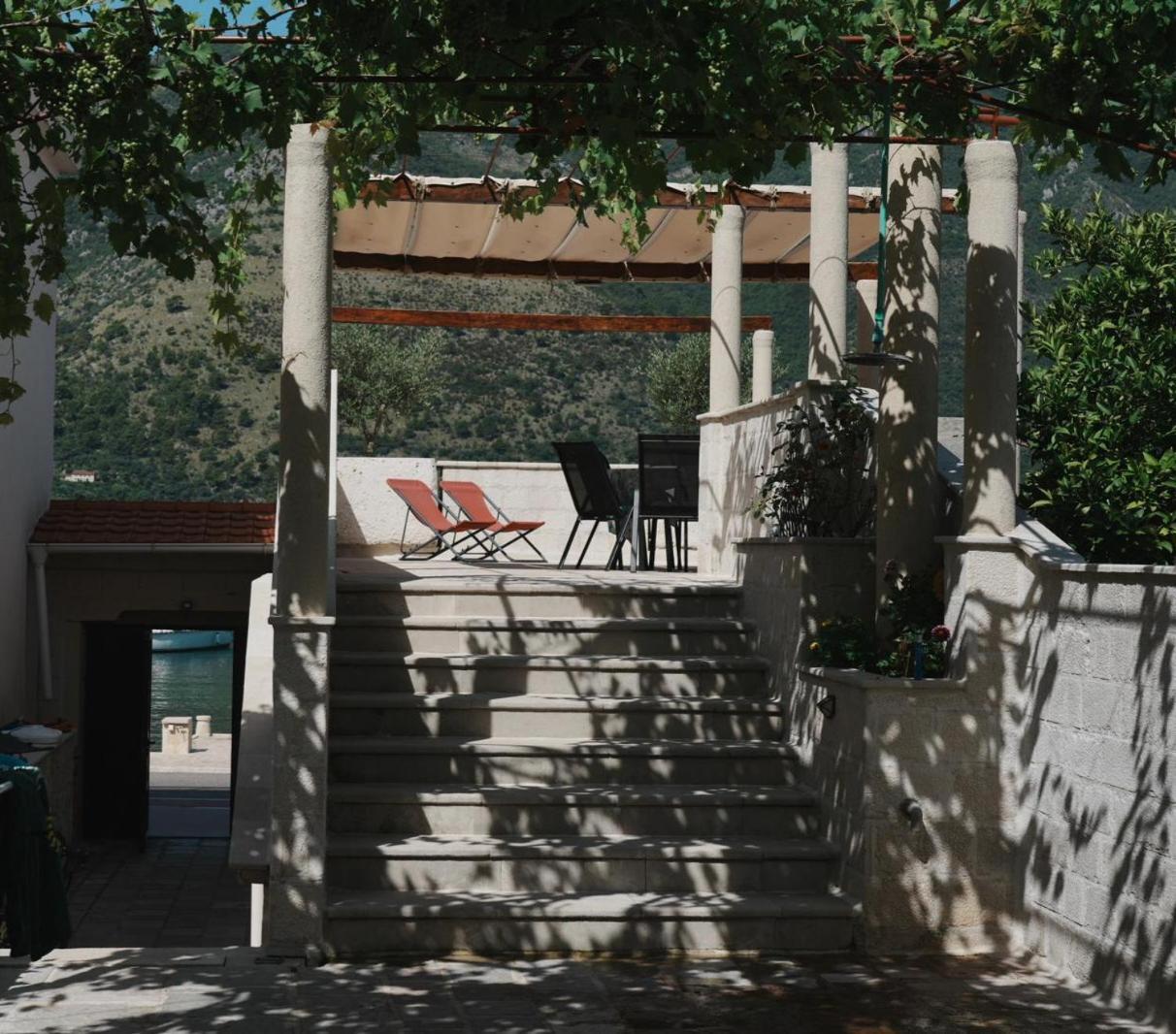 Sea Front 171 Leilighet Kotor Eksteriør bilde